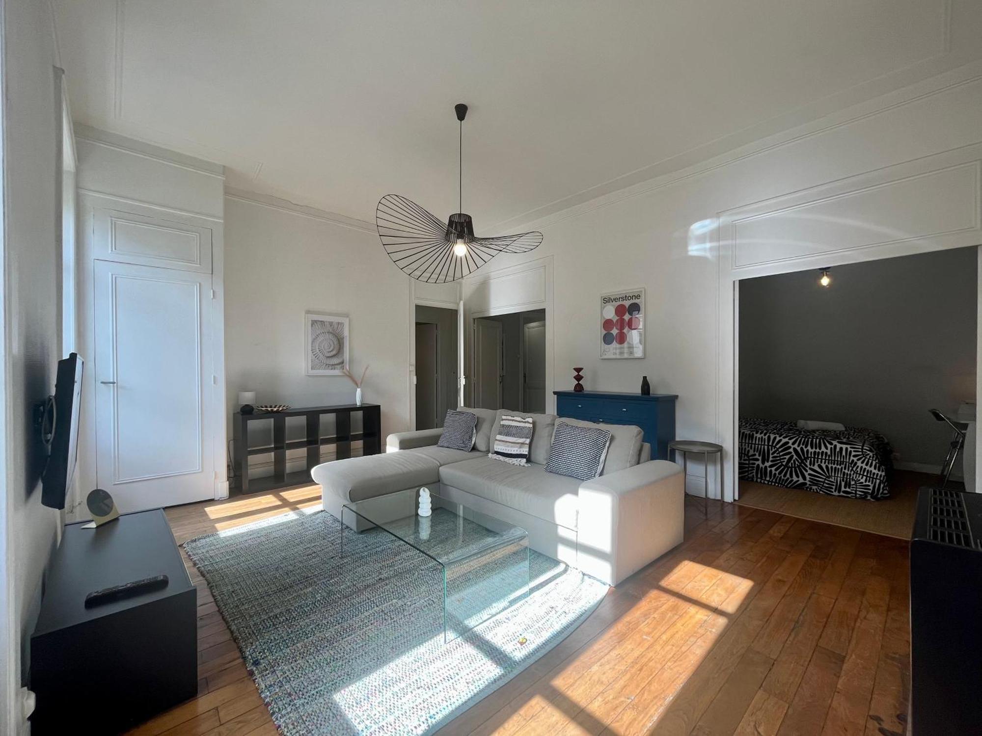 Suite Lavany Lyon Exterior photo